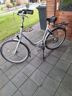 Merk is gazelle boomer kleur licht grijs, Fietsen en Brommers, Fietsen | Vouwfietsen, Ophalen of Verzenden, Overige merken