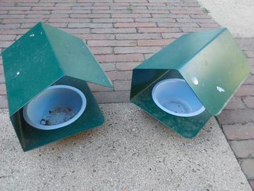 Vogelbad 2x beschikbaar voor biedingen