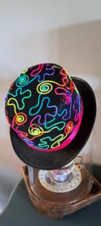 Carnavalshoed, regenboog, neon kleuren, Ophalen of Verzenden, Zo goed als nieuw, Carnaval, Accessoires
