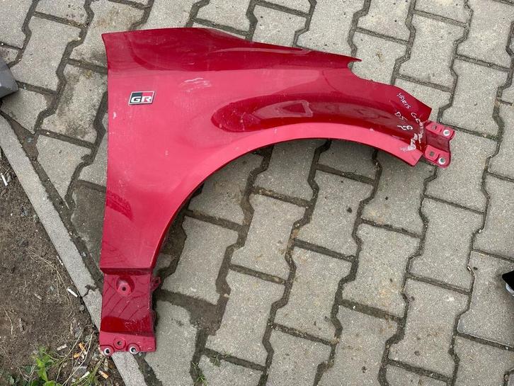 Toyota Yaris GR rechtervoorvleugel, Auto-onderdelen, Carrosserie en Plaatwerk, Spatbord, Toyota, Gebruikt, Ophalen of Verzenden