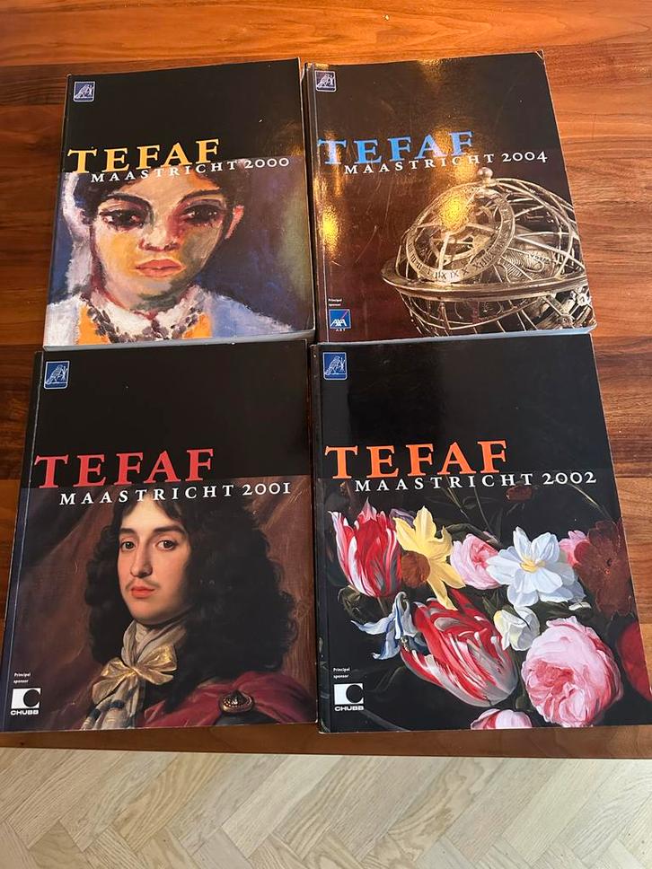 TEFAF Maastricht catalogi 2000-2004, Boeken, Catalogussen en Folders, Zo goed als nieuw, Catalogus, Ophalen