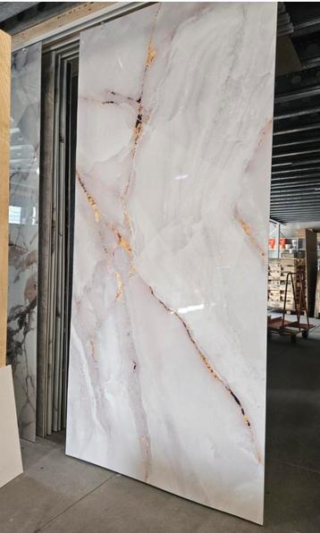Wandpanelen marmerlook 280x122cm beschikbaar voor biedingen