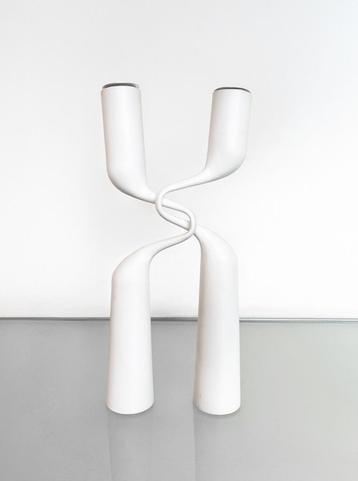 Vintage witte Menu Mikaela Dörfel Tango kandelaar beschikbaar voor biedingen