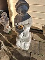 Tuinbeeld Jongen met Vogelbad, Ophalen of Verzenden, Gebruikt, Beton, Mensenbeeld