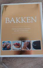 kookboek Bakken,Gebak, koekjes en brood uit alle windstreken, Taart, Gebak en Desserts, Diverse auteurs, Zo goed als nieuw, Overige gebieden