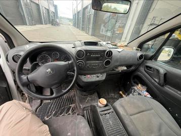 Autodetailing & Polijsten – Van smerig tot showroom beschikbaar voor biedingen