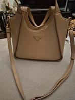 Prada handtas prada schoudertas., Sieraden, Tassen en Uiterlijk, Tassen | Damestassen, Ophalen, Zo goed als nieuw, Zwart, Handtas