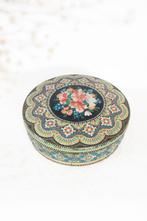 Vintage kraaltjesblik mozaïek koektrommel, Verzamelen, Blikken, Ophalen of Verzenden, Gebruikt, Koek(jes)