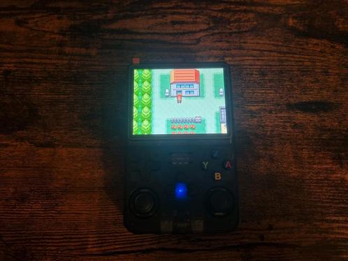 R36S Game console, Nieuw in doos (15000+ games & ArkOS), Spelcomputers en Games, Spelcomputers | Nintendo Portables | Accessoires