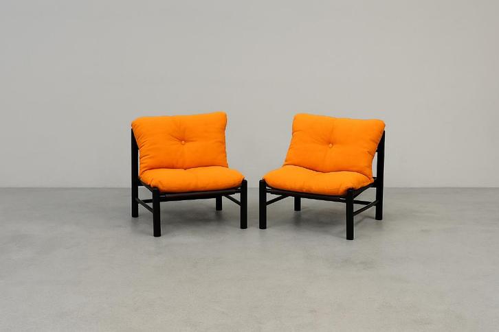 Set van 2 vintage lounge stoelen naar Carlo Santi, Huis en Inrichting, Fauteuils, Gebruikt, Hout, Stof, 50 tot 75 cm, Minder dan 75 cm