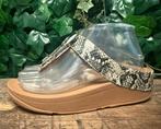 Nieuwe prachtige slippers van Fitflop maat 38, Kleding | Dames, Schoenen, Nieuw, Ophalen of Verzenden, Fitflop, Grijs