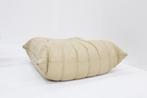 Vintage Togo ligne Roset poef beige leer  Michel Ducaroy, Ophalen, Gebruikt, 50 tot 75 cm, Leer