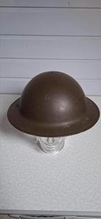 Engelse helm 2e wereldoorlog uit 1942, Ophalen of Verzenden, Engeland, Helm of Baret