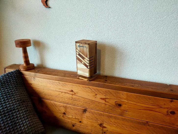 Massief beuken lamp en massief acasia lamp, hand gemaakt, Huis en Inrichting, Lampen | Tafellampen, Nieuw, Minder dan 50 cm, Hout