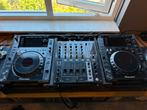 Pioneer set CDJ-2000 en DJM-700 in flightcase, Muziek en Instrumenten, Dj-sets en Draaitafels, Ophalen, Zo goed als nieuw, Dj-set