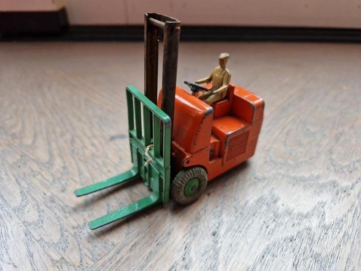 Dinky Toys 401 Coventry Climax Fork Lift Truck, Hobby en Vrije tijd, Modelauto's | 1:43, Gebruikt, Overige typen, Dinky Toys, Ophalen of Verzenden