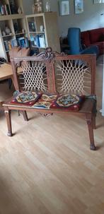 19e Eeuws handgemaakt houten halbankje., Antiek en Kunst, Antiek | Meubels | Stoelen en Banken, Ophalen