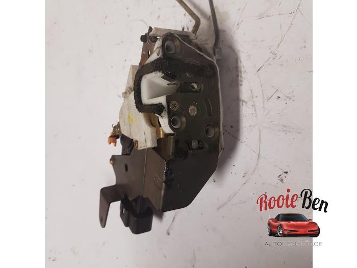 Deurslot Mechaniek 4Deurs rechts-voor van een Opel Agila, Gebruikt, -, -, Opel