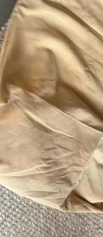 2.80 x 2.00 m. Zacht gele stof chivasso., Hobby en Vrije tijd, 200 cm of meer, Nieuw, Polyester, Ophalen of Verzenden