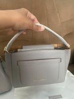 Smaak new in kleur taupe, Sieraden, Tassen en Uiterlijk, Tassen | Damestassen, Ophalen of Verzenden, Nieuw, Overige kleuren, Handtas