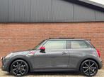 MINI Mini 2.0 COOPER S 260 PK | NL-AUTO! | LEDER | PANODAK!, Voorwielaandrijving, 1998 cc, Gebruikt, Beige