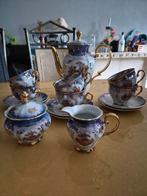 vintage mokka servies afgewerkt met 22 karaat goud, Antiek en Kunst, Ophalen