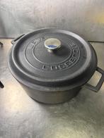 Mooie gietijzeren pan lava casserole, Huis en Inrichting, Keuken | Potten en Pannen, Ophalen, Gietijzer, Koekenpan of Braadpan