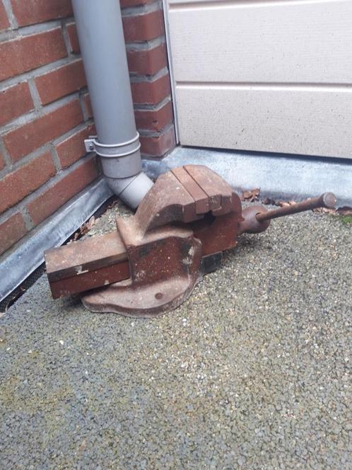 Bankschroef, Doe-het-zelf en Verbouw, Werkbanken, Gebruikt, Minder dan 70 cm, Bankschroef, Ophalen