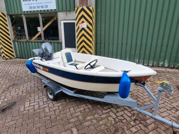 Dinky 330 consoleboot met 8pk Yamaha 4takt beschikbaar voor biedingen