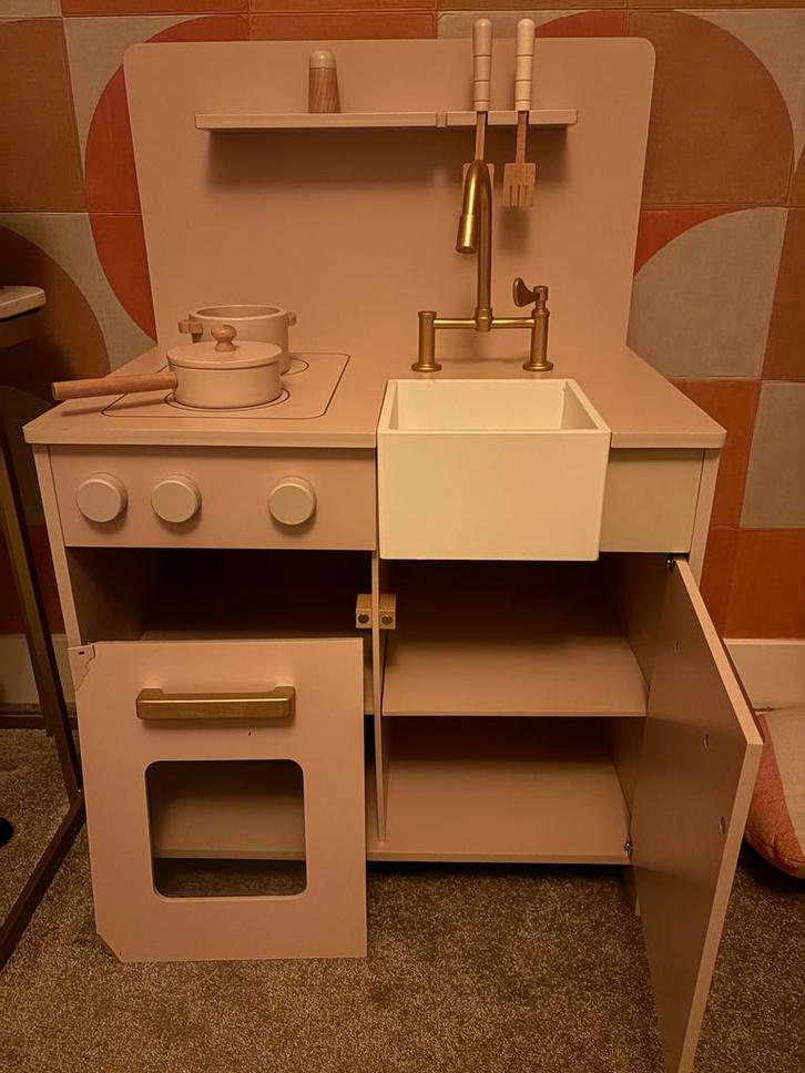 Kinderkeuken Petit-amelie, Kinderen en Baby's, Speelgoed | Speelkeukens, Gebruikt, Speelkeuken, Hout, Ophalen