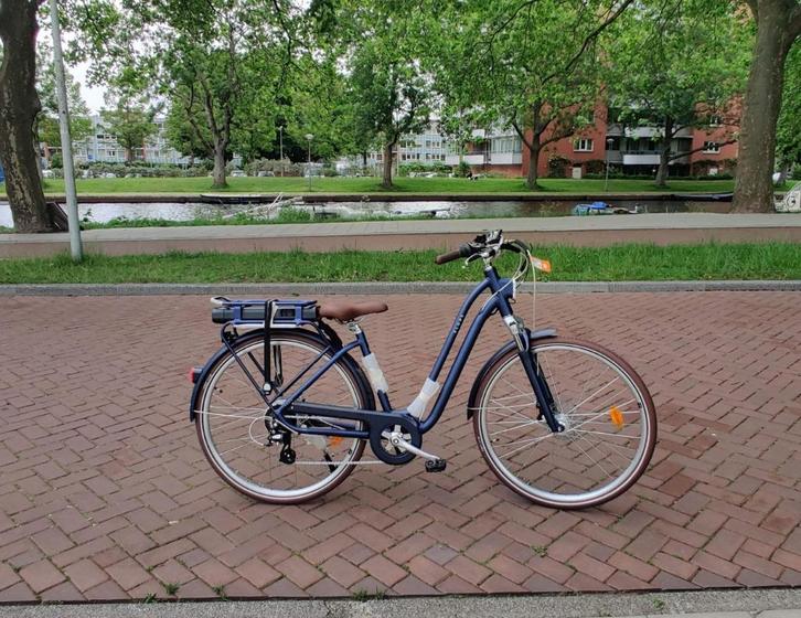Electric city bike Elops 900 E, Fietsen en Brommers, Fietsen | Dames | Damesfietsen, Zo goed als nieuw, Overige merken, 50 tot 53 cm