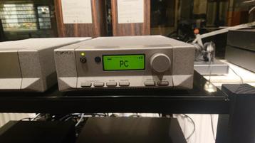 Cyrus 8 DAC Quartz zilver beschikbaar voor biedingen