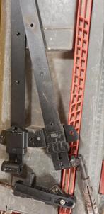 Zwarte Scharnieren & Sluitingen - Gebruikt, Ophalen of Verzenden, Gebruikt, IJzer, Scharnier