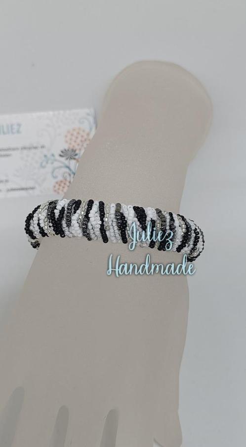 Aparte zwart-wit armband  Miyuki kraaltjes Juliez Handmade, Sieraden, Tassen en Uiterlijk, Armbanden, Nieuw, Overige materialen