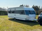 Mooie Hobby 560 KMFE de Luxe, 2016, stapelbed, mover, leder, Caravans en Kamperen, Caravans, Vast bed, Hobby, 7 tot 8 meter, Particulier