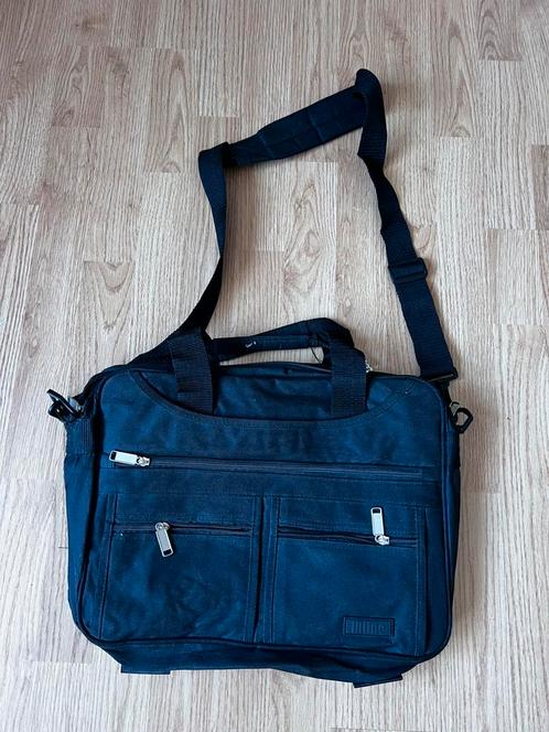 Stevige zwarte laptoptas met schouderriem, Computers en Software, Laptoptassen, Zo goed als nieuw, 15 inch, Ophalen