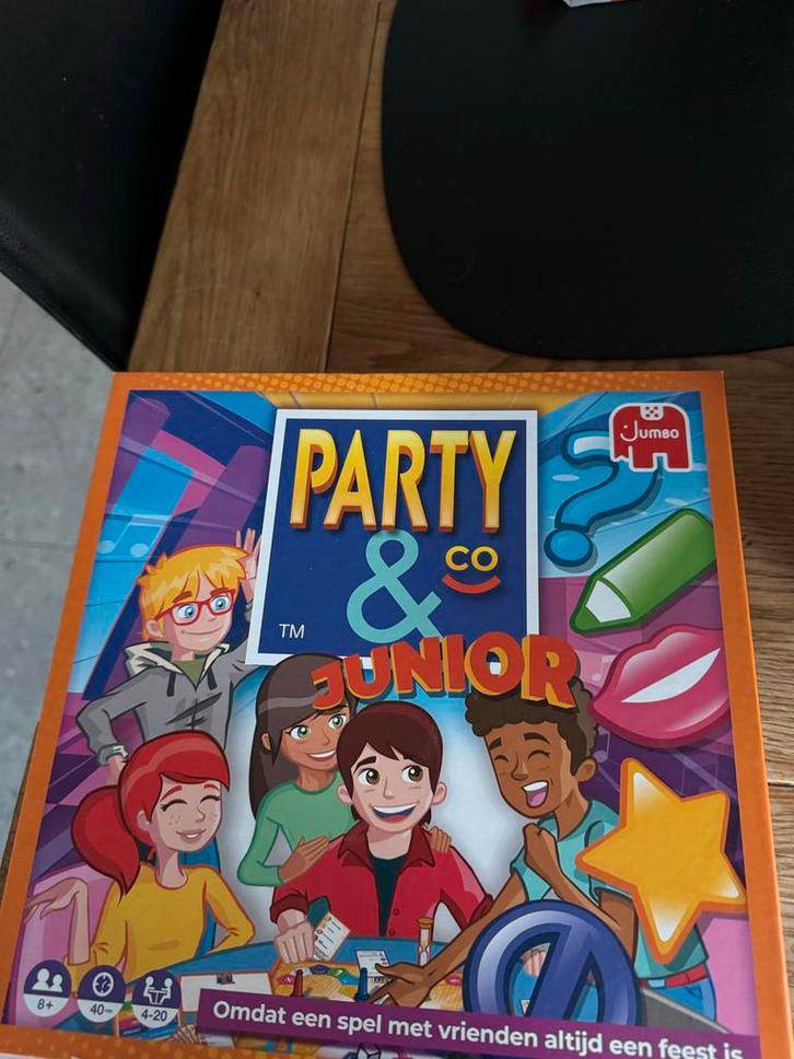 Party & Co Junior - Compleet met spelregels!, Hobby en Vrije tijd, Gezelschapsspellen | Bordspellen, Zo goed als nieuw, Drie of vier spelers