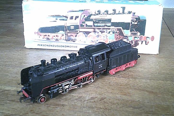 Marklin HO Stoomlocomotief met tender BR24 nr. 3003 met ovp, Hobby en Vrije tijd, Modeltreinen | H0, Gebruikt, Locomotief, Wisselstroom