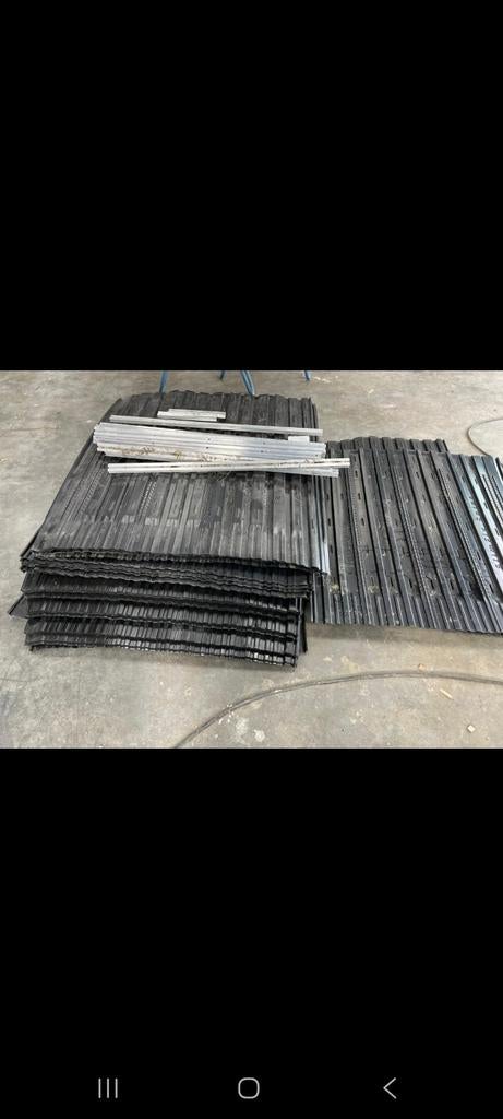 TEGEN ELK AANNEMELIJK BOD ! Solar platen te koop, Doe-het-zelf en Verbouw, Ophalen of Verzenden, Zo goed als nieuw, Overige typen