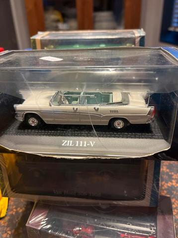 Zil 111-V Limousine - Zeldzaam Model! beschikbaar voor biedingen