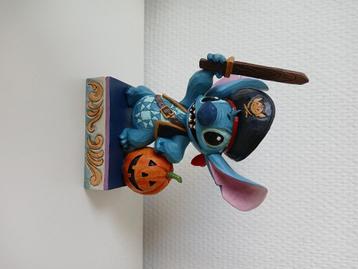 Jim shore tradition Stitch Lovable Buccaneer beschikbaar voor biedingen