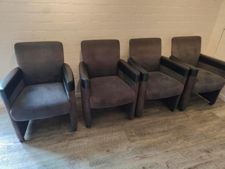 4 Eetkamerstoelen met wieltjes, Huis en Inrichting, Stoelen, Gebruikt, Vier, Leer, Stof, Ophalen