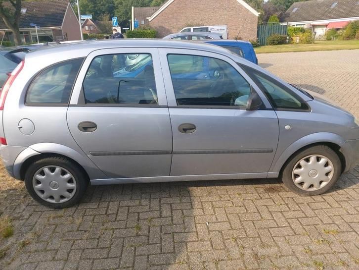 Persoons auto, Auto's, Opel, Particulier, Meriva, Airbags, Benzine, Euro 2, Sedan, Handgeschakeld, Zilver of Grijs, Blauw, Stof