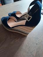 Schoen met sleehak, Kleding | Dames, Schoenen, Ophalen, Blauw, Zo goed als nieuw, Schoenen met hoge hakken