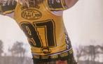 Gezocht - Gele Zwarte Cross t-shirt 97, Kleding | Heren, T-shirts, Ophalen of Verzenden, Zo goed als nieuw, Geel