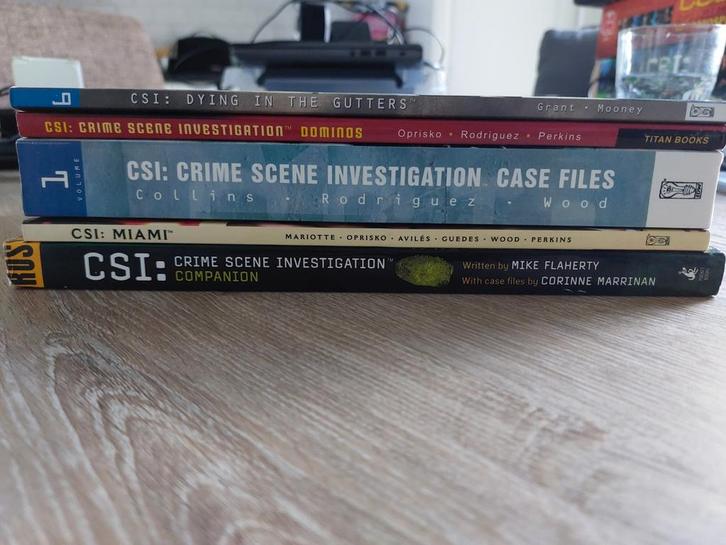 CSI Boekenpakket, Boeken, Partijen en Verzamelingen, Zo goed als nieuw, Populaire fictie, Ophalen of Verzenden