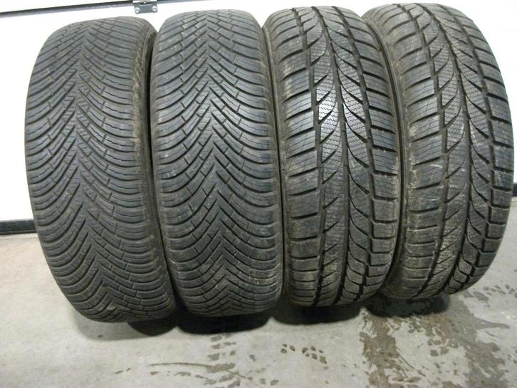 4 x 205/60 16" vredestein/tyfoon all-seasonbanden, Auto-onderdelen, Banden en Velgen, Banden en Velgen, All Season, 16 inch, 205 mm