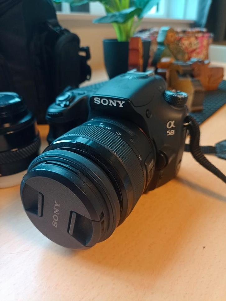 Cuerpo Sony Alpha 58 DSLR
• Sensor AP, Audio, Tv en Foto, Fotocamera's Digitaal, Zo goed als nieuw, Sony, Ophalen of Verzenden