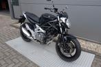 SUZUKI GLADIUS (bj 2010), 2 cilinders, Bedrijf, 645 cc, Naked bike