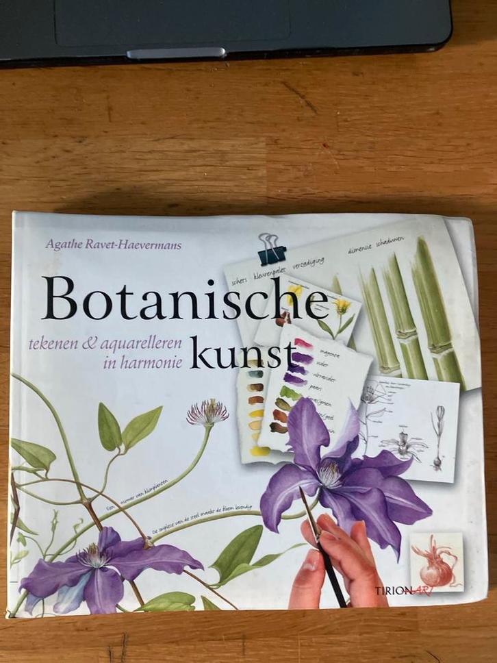 Botanische teken- & aquarelleerkunst - Agathe Ravet-Haeverma, Boeken, Kunst en Cultuur | Fotografie en Design, Zo goed als nieuw